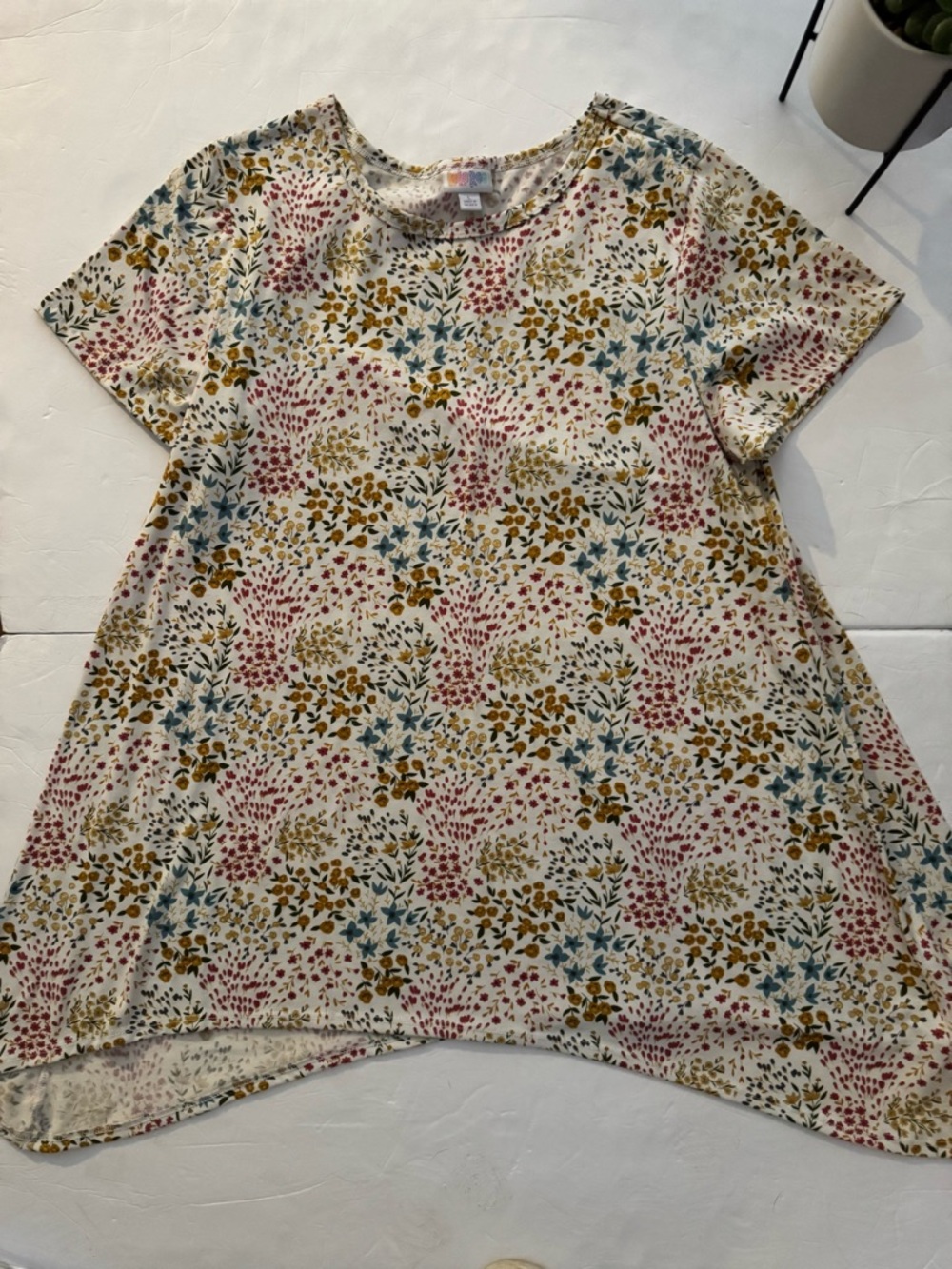 LuLaRoe Floral Short Sleeve Tee - Cream, Pink & Blue